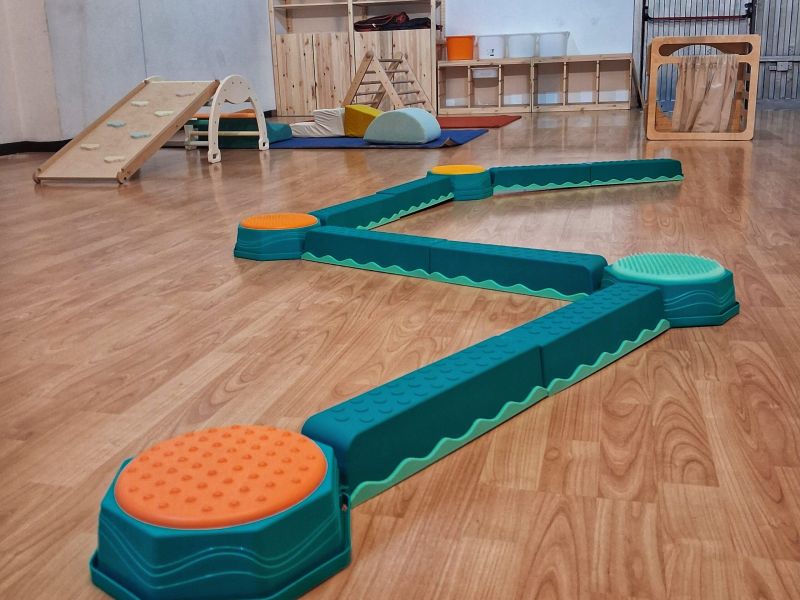 Attrezzatture Montessori 2 32104 scaled 09f6aa03